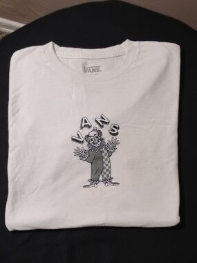 Vans White Juggling Skeleton Clown Graphic T-Shirt Size Medium